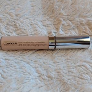 Clinique Line Smoothing Concealer